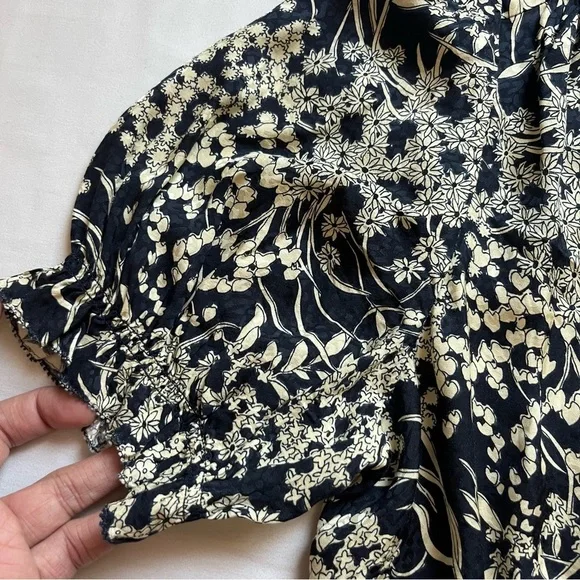 BA&SH black cream floral short puff sleeve button up mini dress - Picture 4 of 7